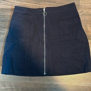 High rise navy skirt with zipper